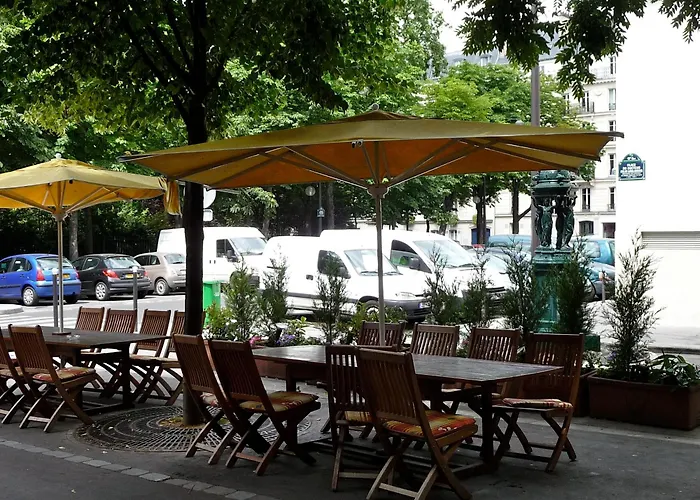 Hotel Roi Rene Parigi